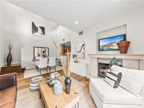 177 Lockford , Irvine, CA