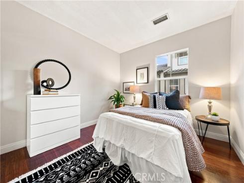 177 Lockford , Irvine, CA
