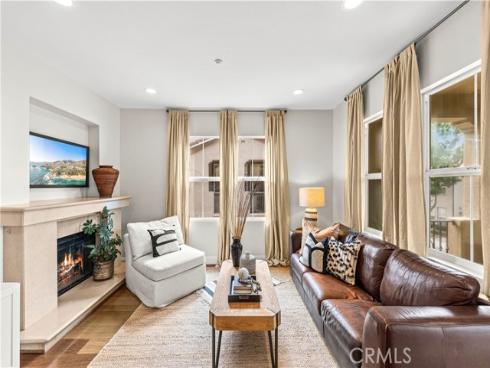 177 Lockford , Irvine, CA