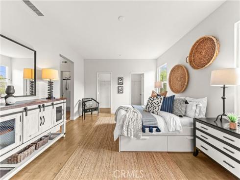 177 Lockford , Irvine, CA