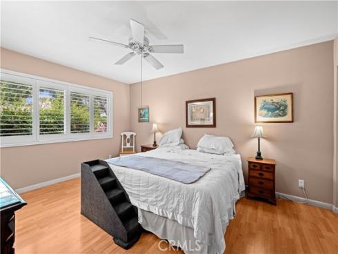 2 Morena 4 , Irvine, CA