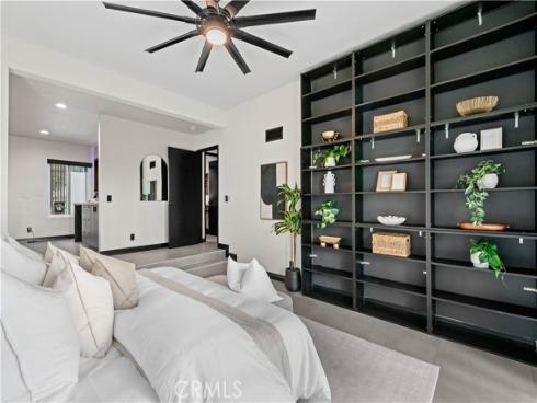18 Rana 58 , Irvine, CA