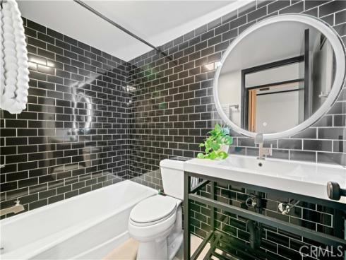 18 Rana 58 , Irvine, CA