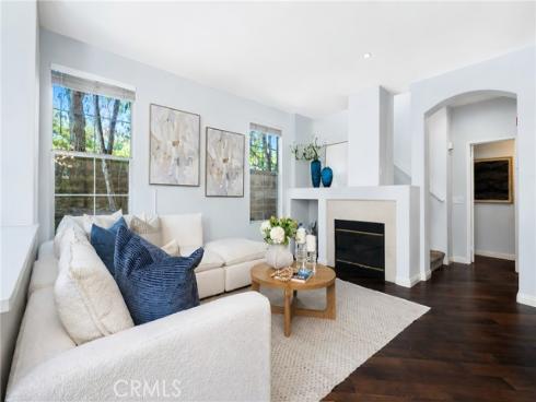 1804 Crescent Oak , Irvine, CA