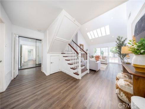 5 Taylor , Irvine, CA