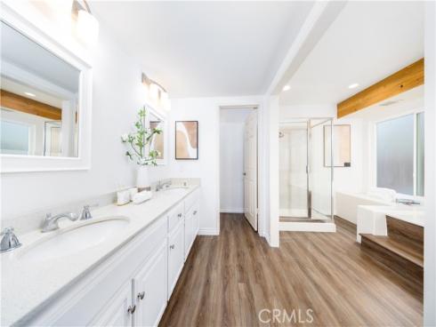 5 Taylor , Irvine, CA