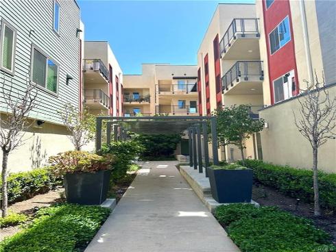 145 Bowery , Irvine, CA