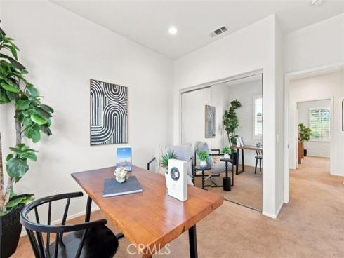 8 Dahlia , Irvine, CA