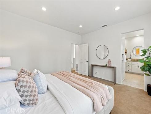8 Dahlia , Irvine, CA