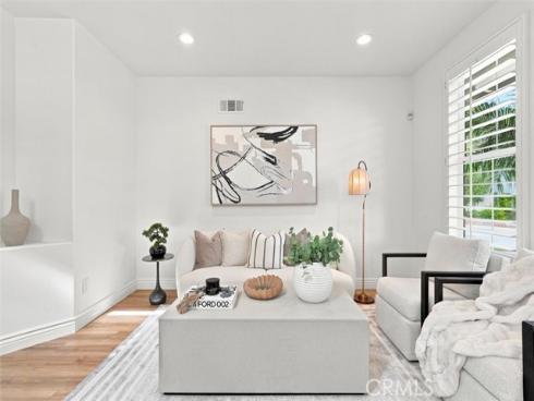 8 Dahlia , Irvine, CA