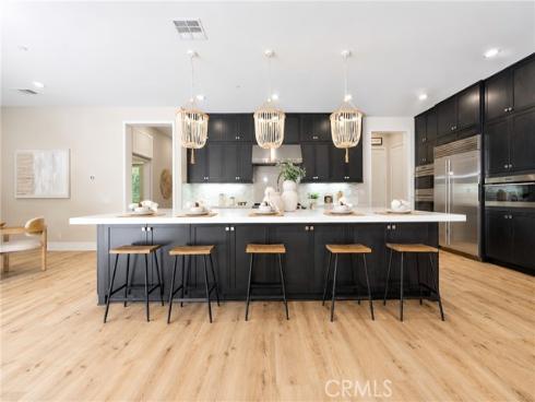 110 Perspective , Irvine, CA