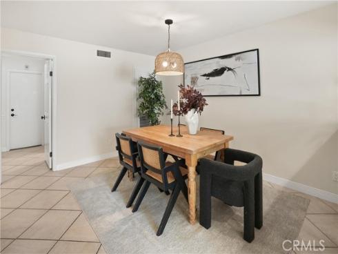 18 Timbergate , Irvine, CA