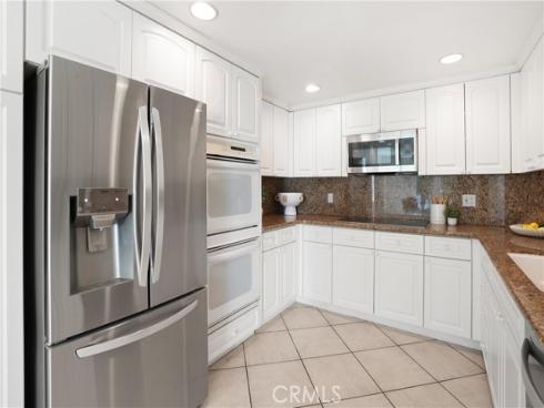 18 Timbergate , Irvine, CA