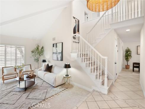 18 Timbergate , Irvine, CA
