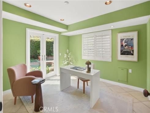 18 Timbergate , Irvine, CA