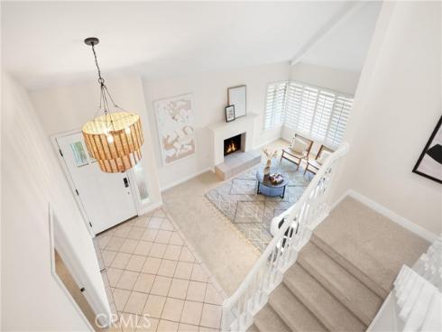 18 Timbergate , Irvine, CA