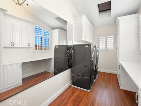 18 Timbergate , Irvine, CA