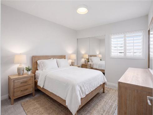 18 Timbergate , Irvine, CA