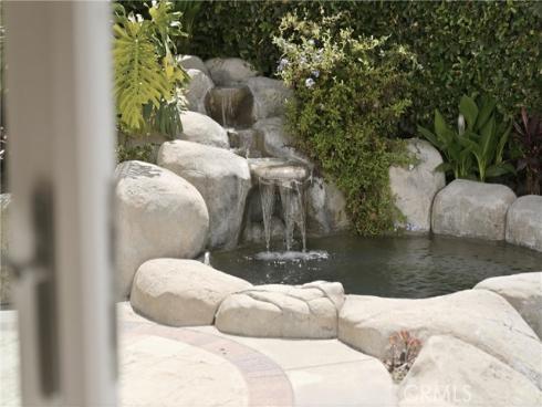 18 Timbergate , Irvine, CA