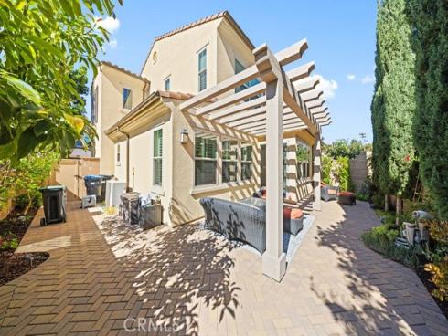 107 Overbrook , Irvine, CA