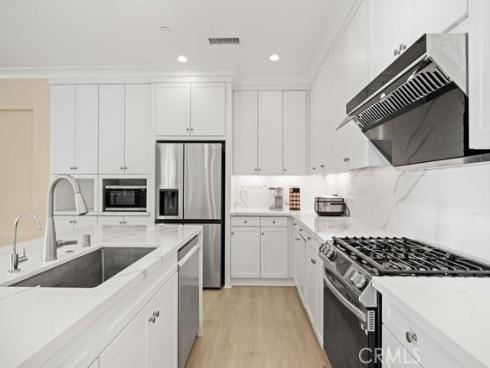 107 Overbrook , Irvine, CA