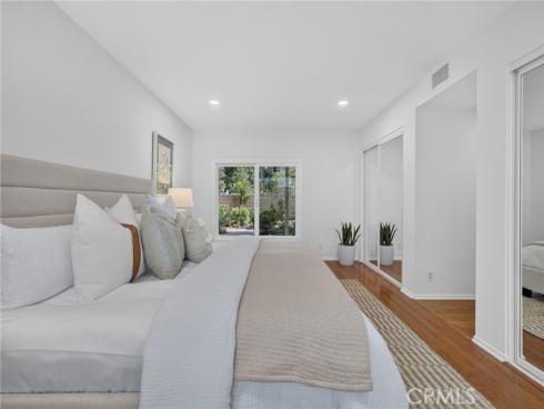 16 Angell Street, Irvine, CA