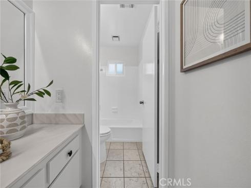 16 Angell Street, Irvine, CA
