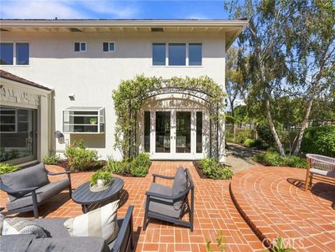 16 Angell Street, Irvine, CA