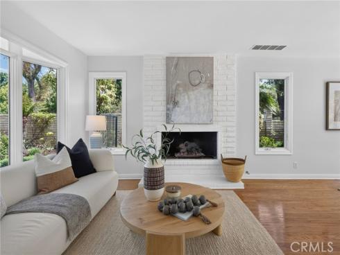 16 Angell Street, Irvine, CA