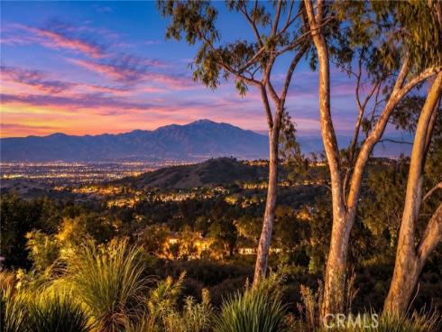 4 Summit , Irvine, CA