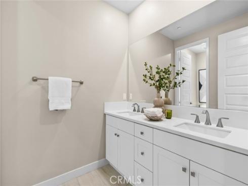 111 Spiral , Irvine, CA