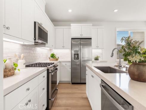 470  Lobata  , Irvine, CA
