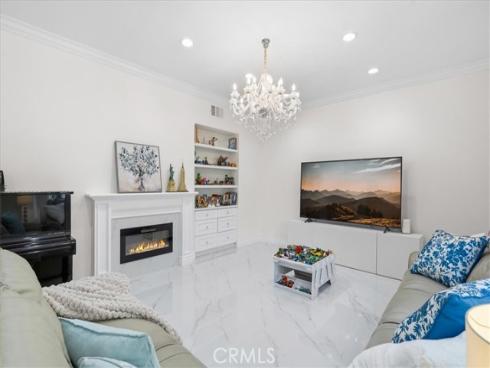 98 Winslow , Irvine, CA