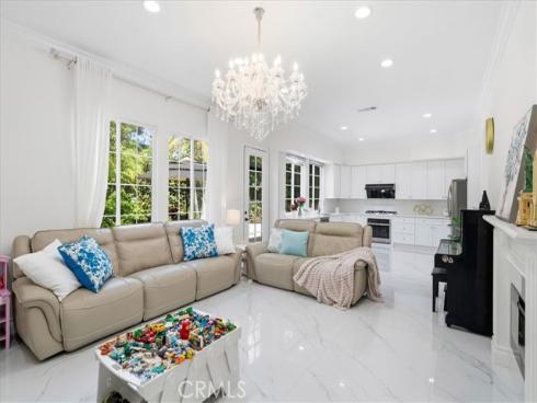 98 Winslow , Irvine, CA