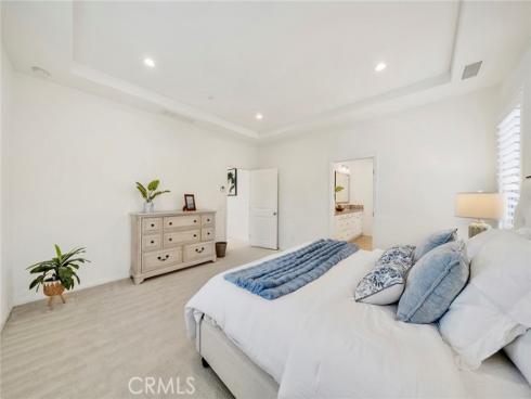104 Beechmont , Irvine, CA
