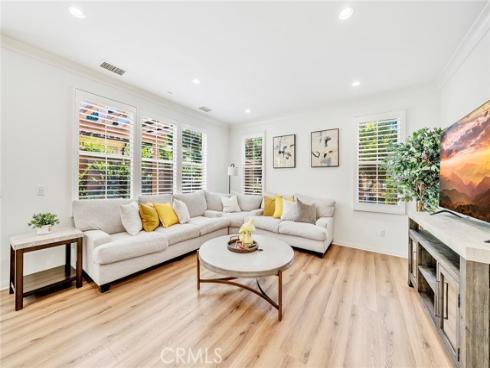 104 Beechmont , Irvine, CA