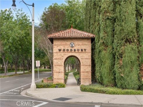 21 Fanpalm , Irvine, CA
