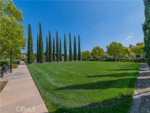 83 Twin Gables , Irvine, CA