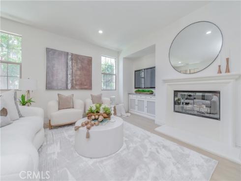 83 Twin Gables , Irvine, CA