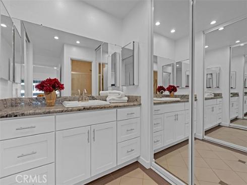 254 Streamwood , Irvine, CA