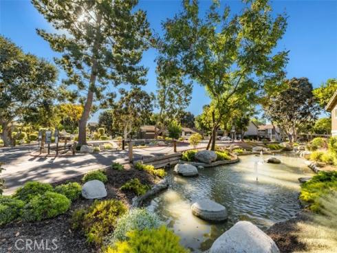 254  Streamwood  , Irvine, CA