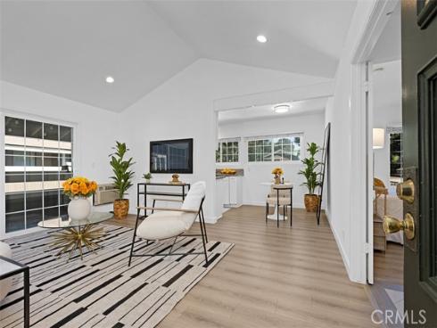 254 Streamwood , Irvine, CA
