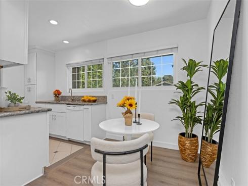 254 Streamwood , Irvine, CA