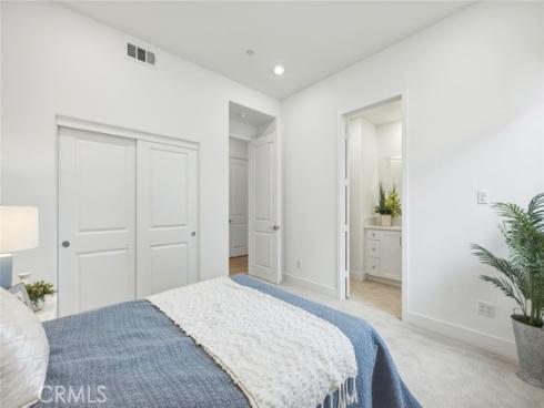 426  Treble  , Irvine, CA