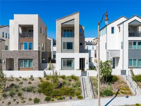 426  Treble  , Irvine, CA