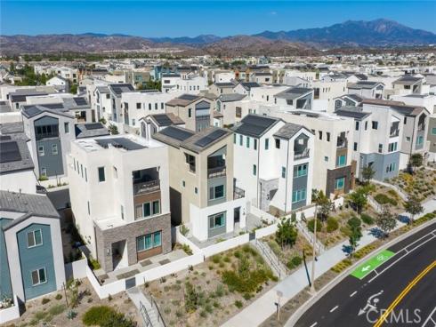 426  Treble  , Irvine, CA