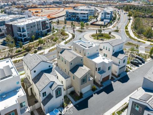426  Treble  , Irvine, CA