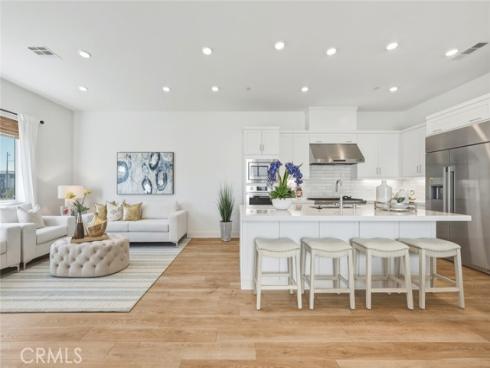 426  Treble  , Irvine, CA