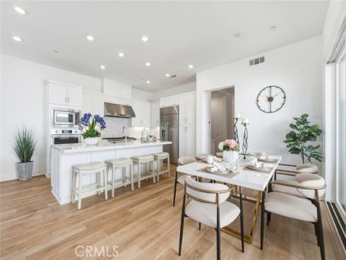 426  Treble  , Irvine, CA