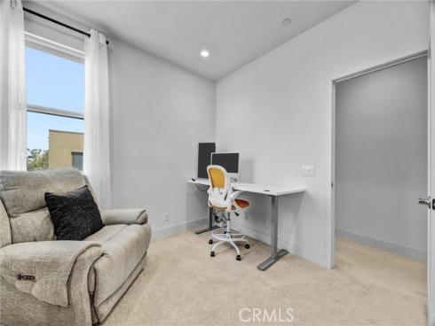 327 Novel , Irvine, CA